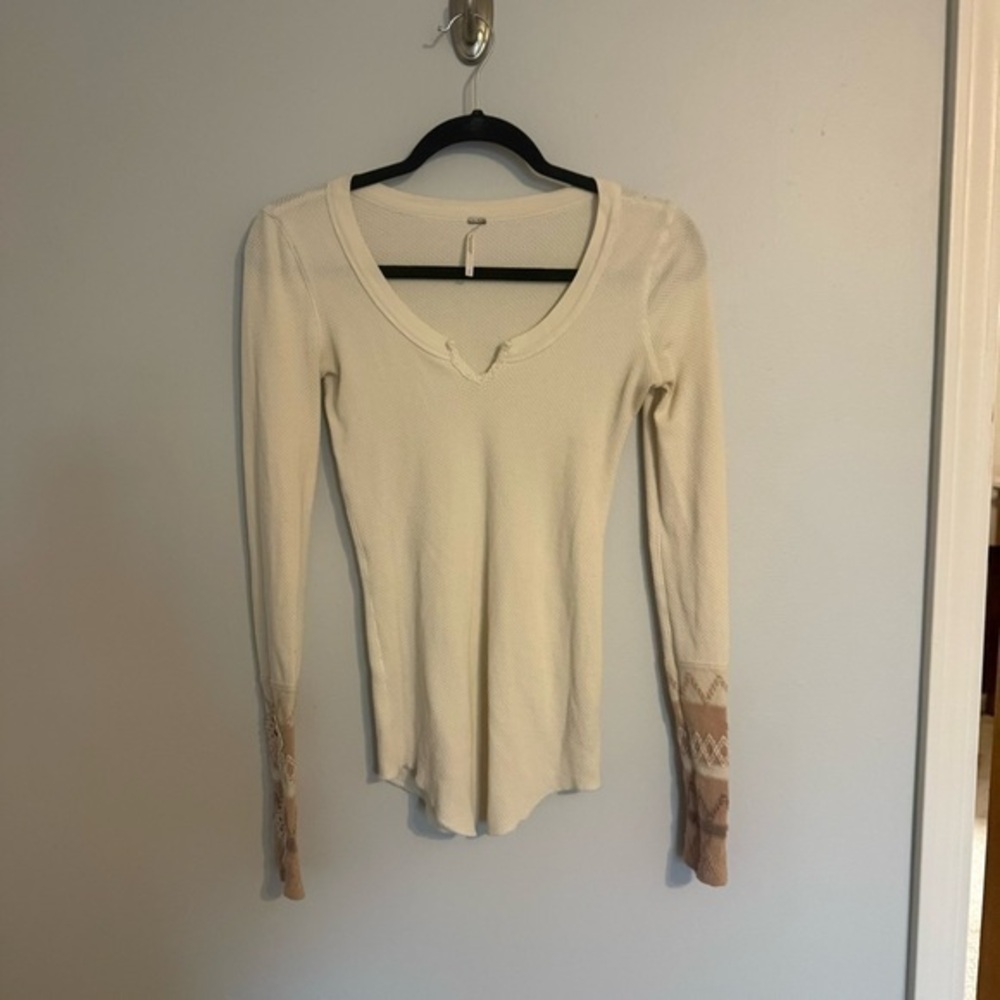 Free People Small Ivory Fitted Thermal Pale Pink Embroidered Cuffs Waffle Top